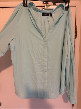 Apt. 9 Light Mint V-Neck Long Sleeve Blouse